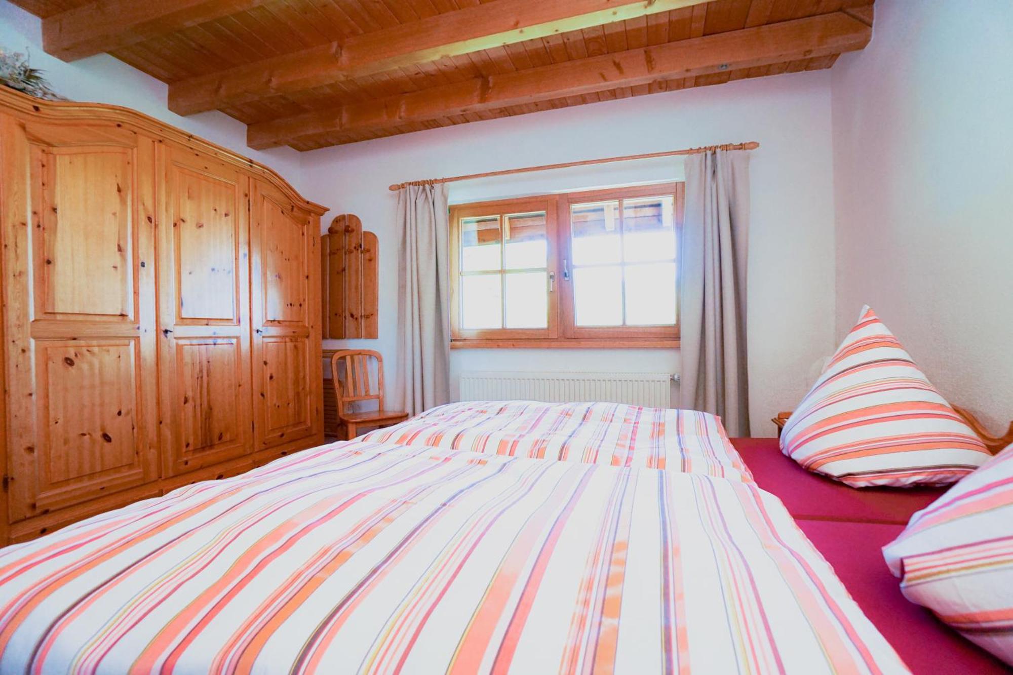 Hubertus Lodge Ibach Pokoj fotografie